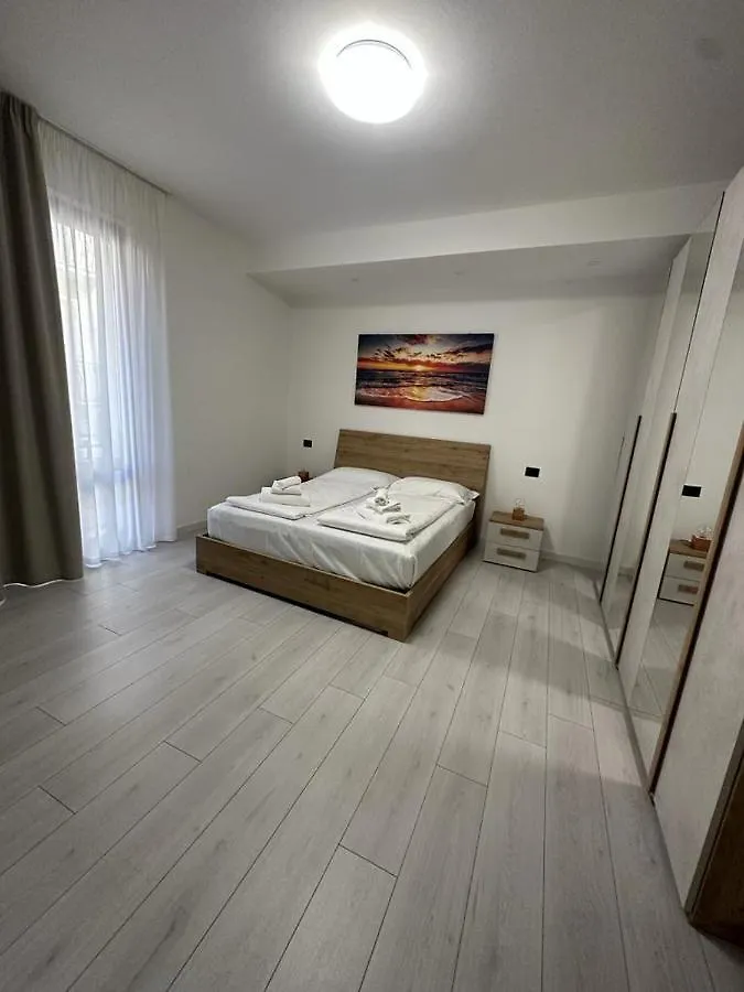 Cavour Apartment Center Bardolino