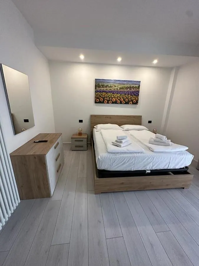 Cavour Apartment Center Bardolino 0*,  Italië